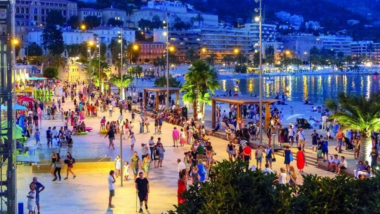 Menton, Centre Historique, Vue Mer Eksteriør billede