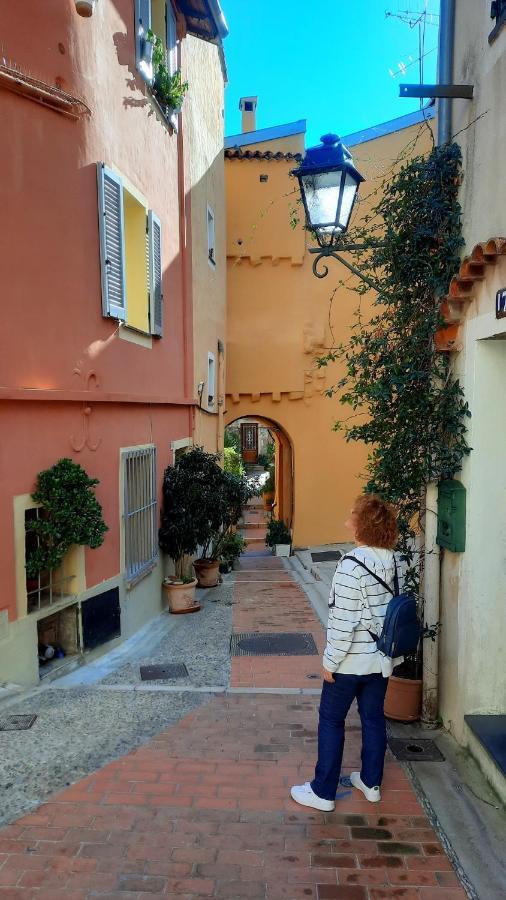 Menton, Centre Historique, Vue Mer Eksteriør billede