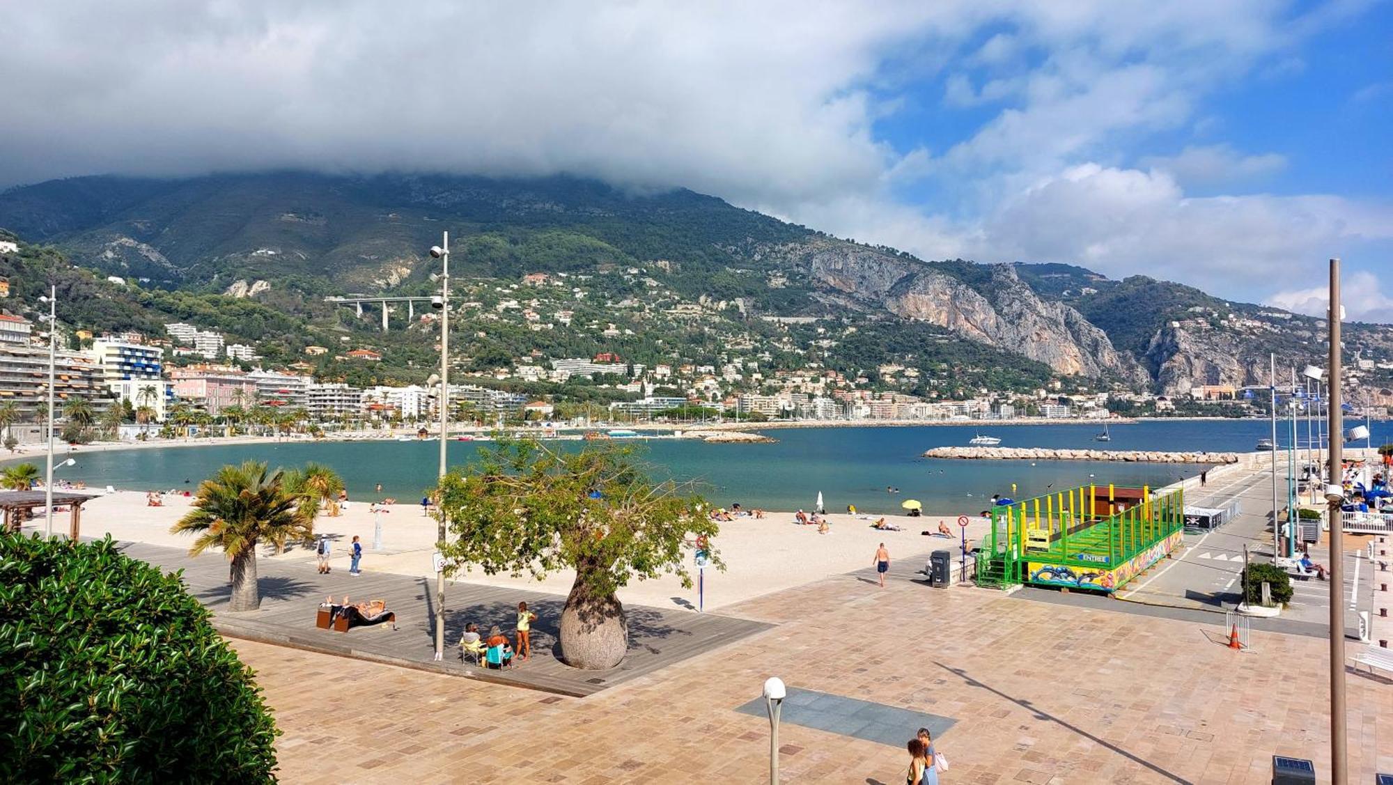 Menton, Centre Historique, Vue Mer Eksteriør billede